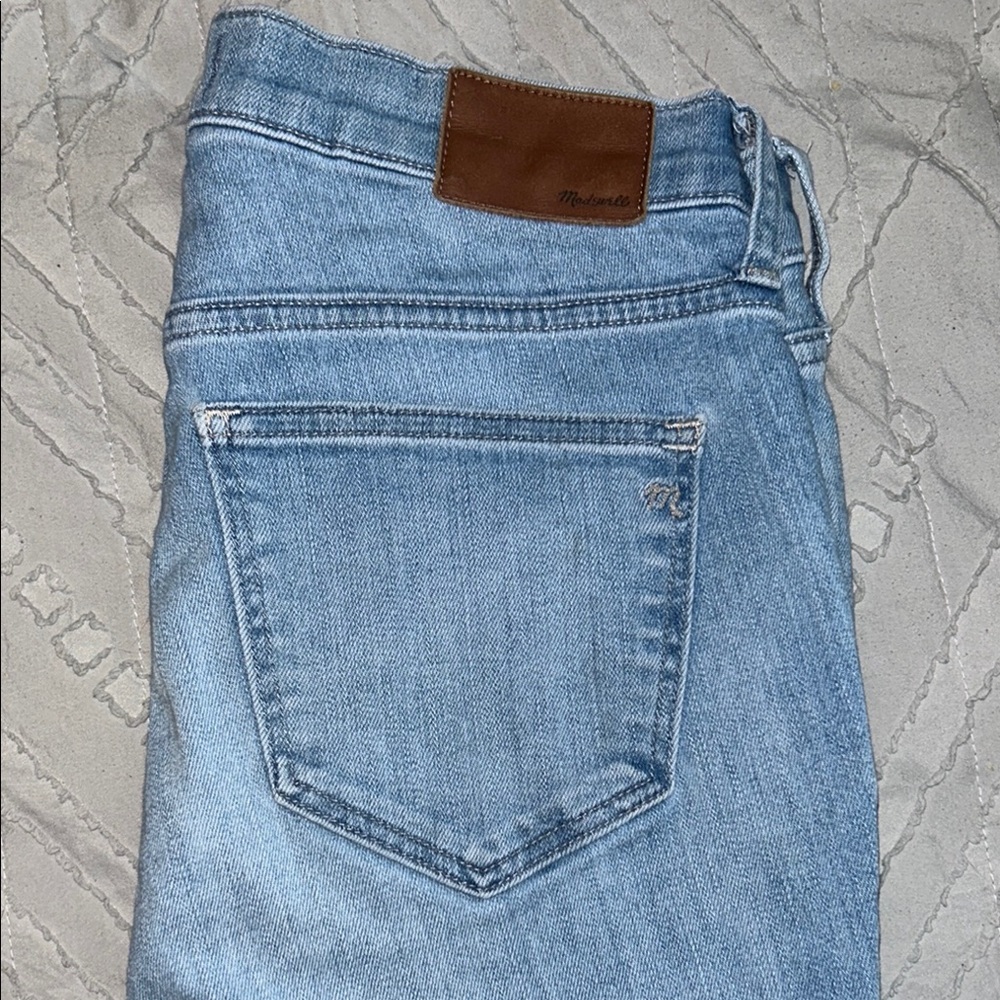 Madewell High Rise Light Blue Jeans - Picture 3 of 3